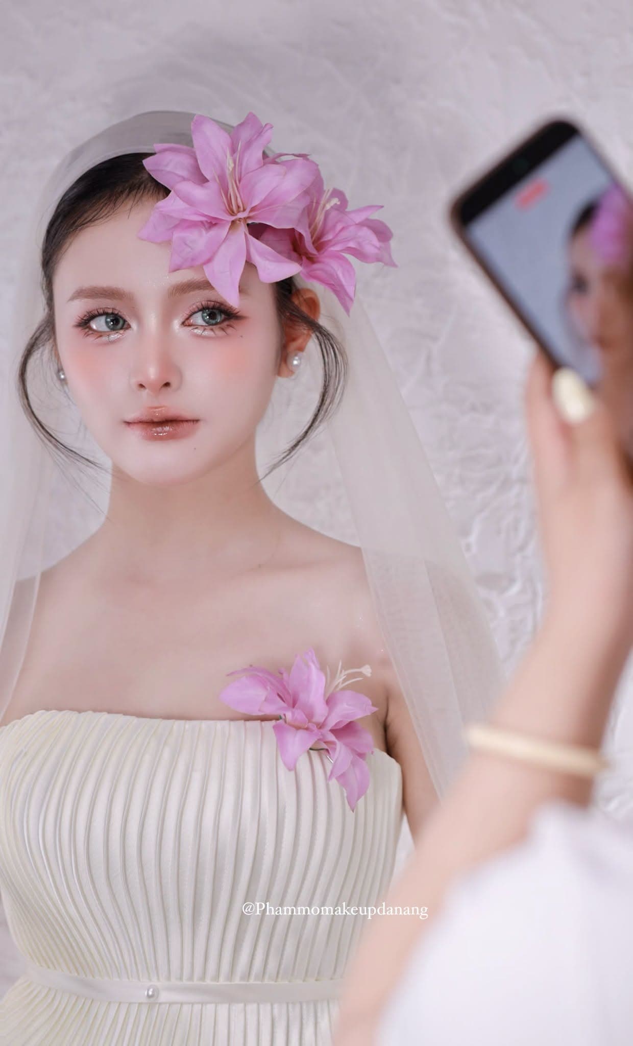 Hình ảnh từ Nhật ký Studio 02 của PHAMMO.