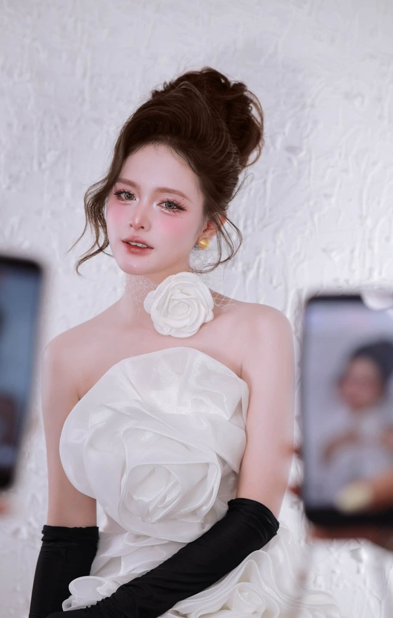 Hình ảnh từ Nhật ký Studio 03 của PHAMMO.